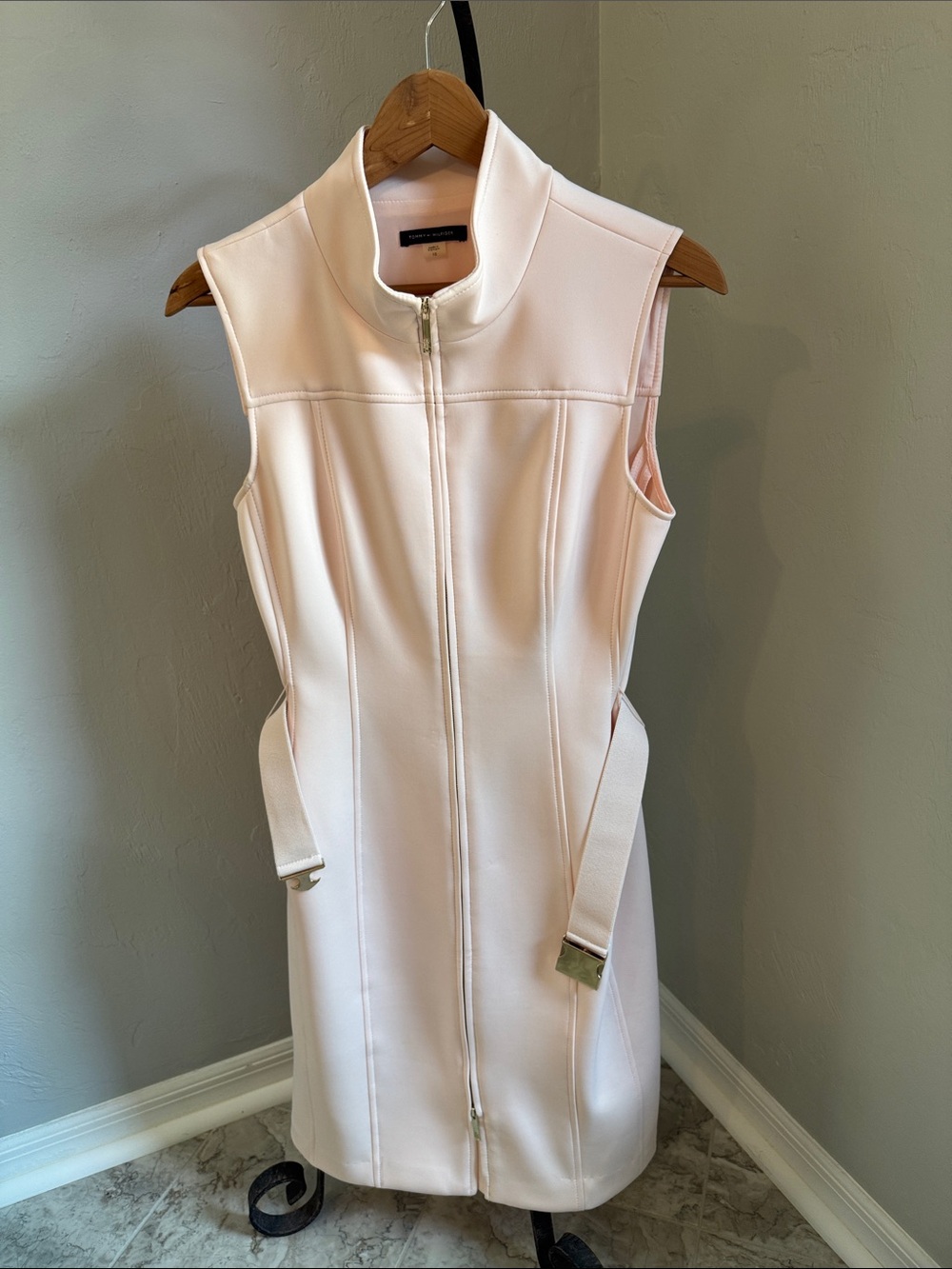Tommy Hilfiger Light Pink Sleeveless Zip-Front Midi Dress